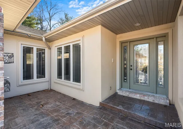 Photo 4 of Single family home for sale at 6414 Country Club Rd, Washington, MO 63090 | MLS# MIS25080491 | Listing updated on 2026-09-11