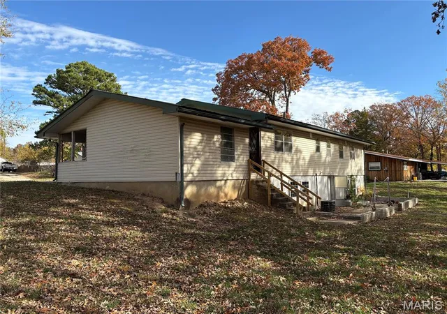 Photo 3 of Single family home for sale at 29 Spruce, Viburnum, MO 65566 | MLS# MIS25081101 | Listing updated on 2026-09-08