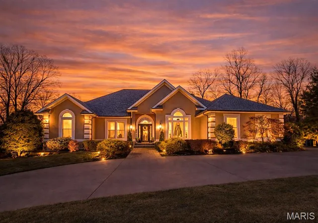 Photo 1 of Single family home for sale at 444 Windwood Lake Dr, Cape Girardeau, MO 63701 | MLS# MIS26000688 | Listing updated on 2026-09-15