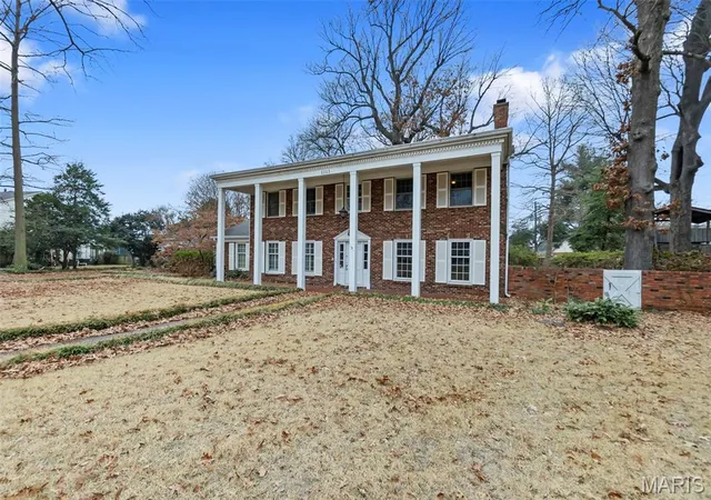 Photo 3 of Single family home for sale at 1111 White Oak Pl, Kennett, MO 63857 | MLS# MIS26001618 | Listing updated on 2026-10-01