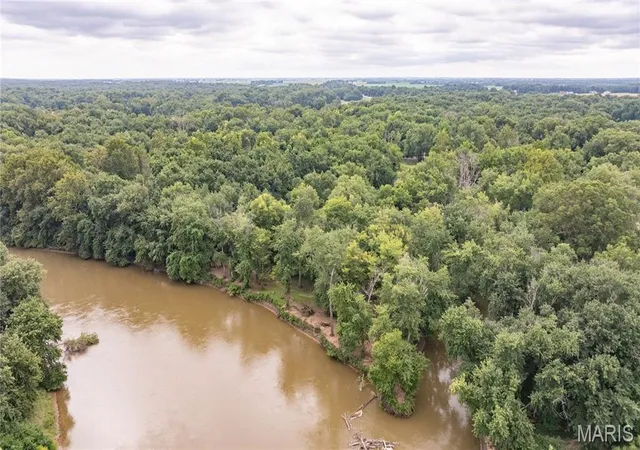 Photo 3 of Land for sale at 0 Kaskaskia Riv, Okawville, IL 62271 | MLS# MIS26002744 | Listing updated on 2026-09-11
