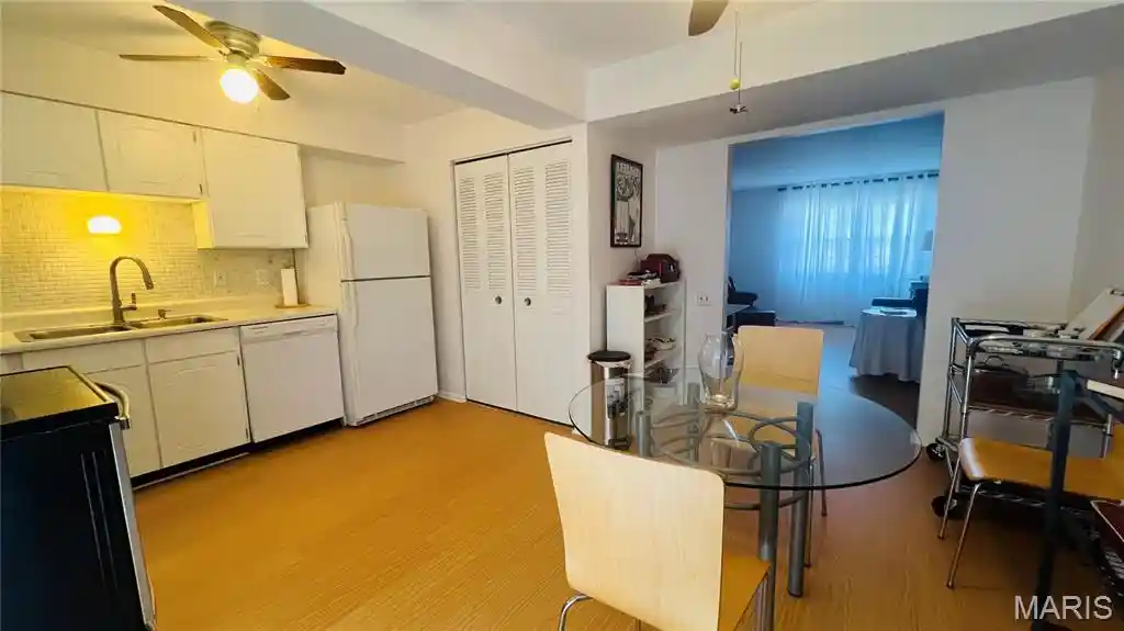 Listing Photo 2 - Condo for sale in 3122 Carnaby Ln located at 3122 Carnaby Ln, Bridgeton, MO 63044 - Unit 3122 Carnaby Ln