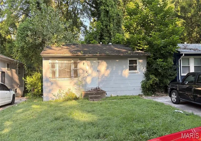 Photo 1 of Single family home for sale at 10235 Lord Dr, St Louis, MO 63136 | MLS# MIS26006018 | Listing updated on 2026-10-07