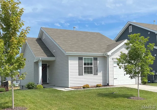 Photo 1 of Single family home for sale at 1079 Black Bear Dr, House Springs, MO 63051 | MLS# MIS26008525 | Listing updated on 2026-09-11