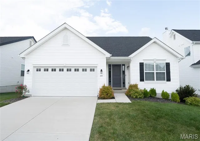 Photo 1 of Single family home for sale at 30 Panda Ct, House Springs, MO 63051 | MLS# MIS26008700 | Listing updated on 2026-09-11