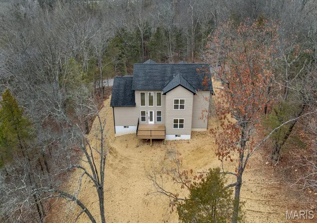 Photo 3 of Single family home for sale at 9635 Duffer Dr, Hillsboro, MO 63050 | MLS# MIS26009700 | Listing updated on 2026-09-14