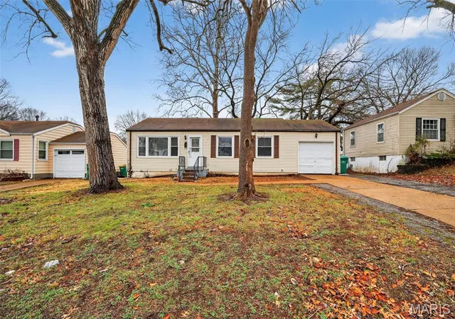 Single family home for sale at 1128 Grenshaw Dr, Saint Louis, MO 63137 | MLS# MIS26014521