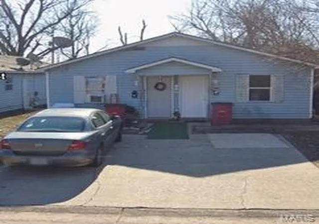 Photo 1 of Single family home for sale at 617/619 Daniel St, Sikeston, MO 63801 | MLS# MIS26015792 | Listing updated on 2026-09-15