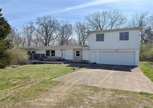 Photo 1 of Single family home for sale at 3448 Helena Acres Dr, Imperial, MO 63052 | MLS# MIS26016901 | Listing updated on 2026-09-14