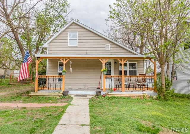 Photo 1 of Single family home for sale at 363 N Jackson Ave, Lebanon, MO 65536 | MLS# MIS26017051 | Listing updated on 2026-09-10