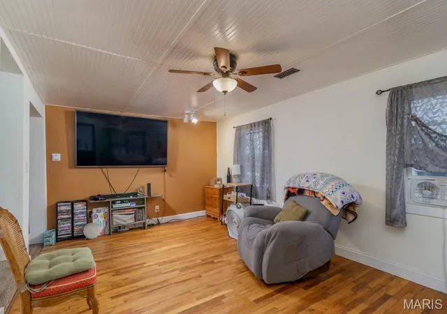 Photo 2 of Single family home for sale at 363 N Jackson Ave, Lebanon, MO 65536 | MLS# MIS26017051 | Listing updated on 2026-09-10