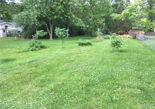 Photo 2 of Land for sale at 1120 Tahiti Dr, St Louis, MO 63126 | MLS# MIS26017155 | Listing updated on 2026-09-15