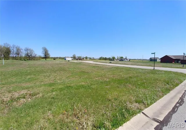 Photo 2 of Land for sale at 16743 Ashland Ct, Carlyle, IL 62231 | MLS# MIS26018428 | Listing updated on 2026-09-10
