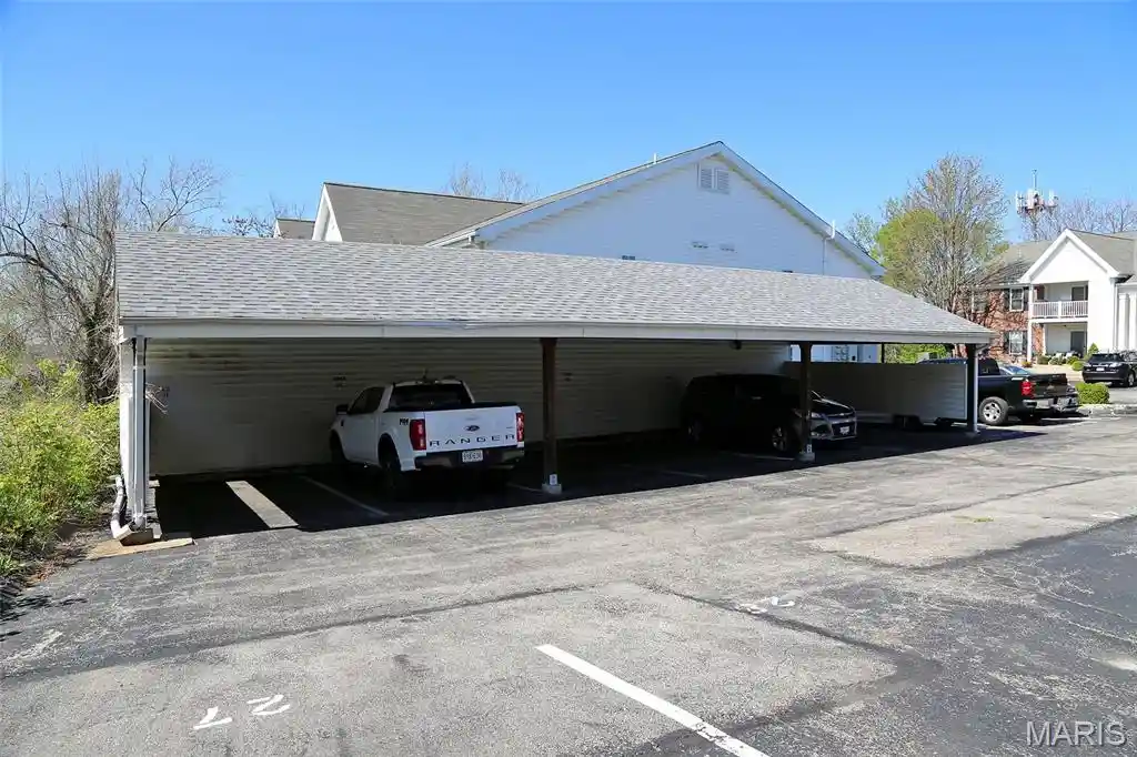Listing Photo 24 - Condo for sale in 3605 Tracey Rich Rd located at 3605 Tracey Rich Rd, St. Louis, MO 63125 - Unit #3C