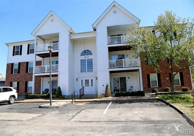 Photo 2 of Condo for sale at 3605 Tracey Rich Rd #3C, Saint Louis, MO 63125 | MLS# MIS26018708 | Listing updated on 2026-09-14