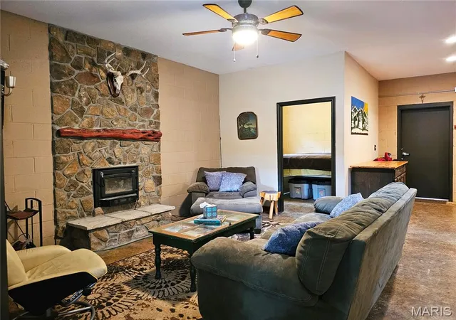 Photo 3 of House for sale at 6908 Coon Club Rd, Versailles, MO 65084 | MLS# MIS26018942 | Listing updated on 2026-09-15