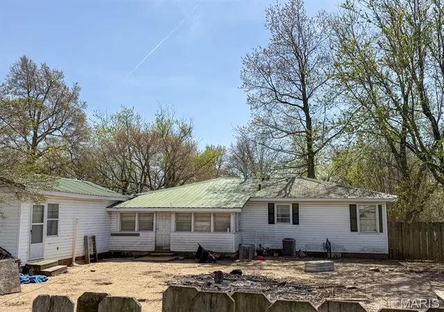 Photo 4 of Single family home for sale at 604 Hwy J, Malden, MO 63863 | MLS# MIS26019548 | Listing updated on 2026-09-15