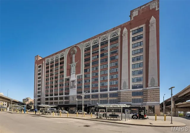 Condo for sale at 400 S 14Th St #1218, Saint Louis, MO 63103 | MLS# MIS26020117 | Listing updated on 2026-10-01