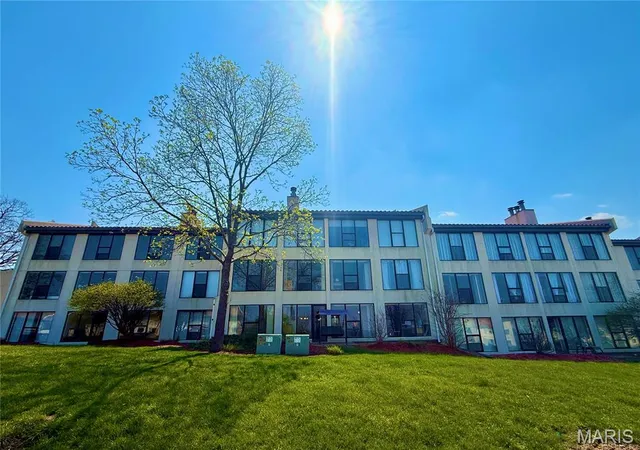 Condo for sale at 85 La Jolla Dr #1C/346, Lake Ozark, MO 65049 | MLS# MIS26021100