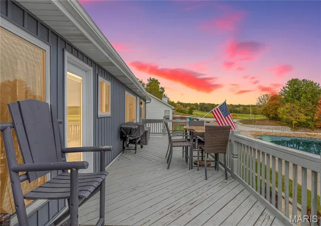 Photo 3 of Sale Pending at 10107 Greenbriar Ct, Foristell, MO 63348 | MLS# MIS26021390 | Listing updated on 2026-09-25