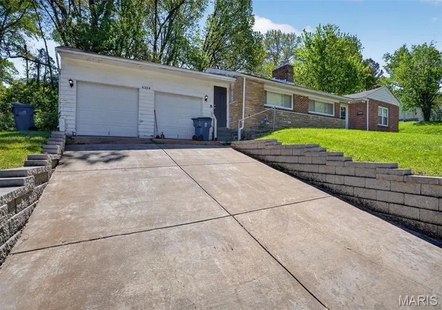 Photo 1 of Single family home for sale at 4334 Nelson Dr, Saint Louis, MO 63121 | MLS# MIS26023437 | Listing updated on 2026-09-22