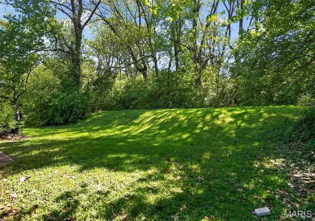 Photo 2 of Single family home for sale at 4334 Nelson Dr, Saint Louis, MO 63121 | MLS# MIS26023437 | Listing updated on 2026-09-22
