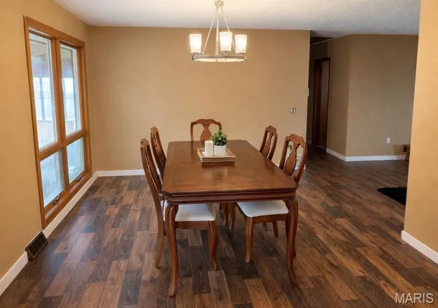 Photo 4 of Single family home for sale at 130 Hunt St, Dexter, MO 63841 | MLS# MIS26023813 | Listing updated on 2026-09-11
