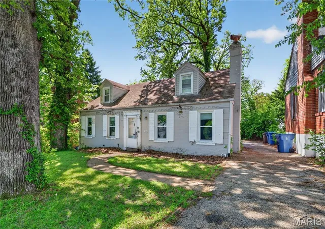 Photo 1 of Single family home for sale at 6906 Florian Ave, Saint Louis, MO 63121 | MLS# MIS26024466 | Listing updated on 2026-09-22