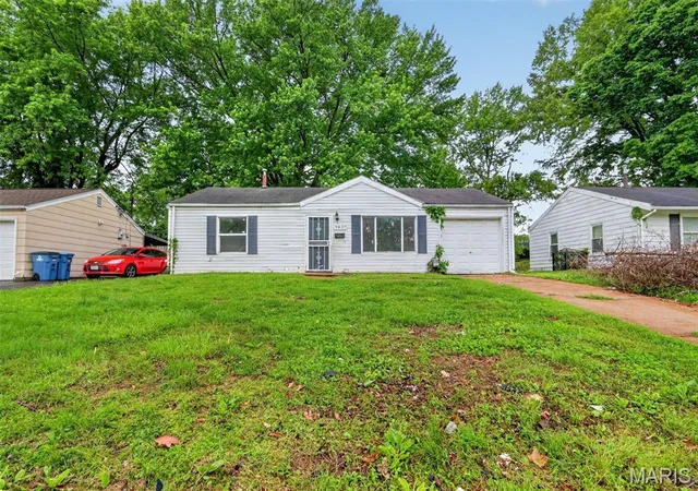 Photo 1 of Single family home for sale at 9827 Lorna Ln, Saint Louis, MO 63136 | MLS# MIS26024955 | Listing updated on 2026-09-23