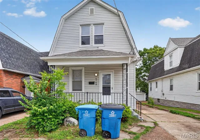 Photo 3 of Single family home for sale at 4749 Oldenburg Ave, Saint Louis, MO 63123 | MLS# MIS26025115 | Listing updated on 2026-09-23