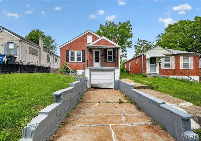 Photo 1 of Single family home for sale at 4115 Begg Blvd, Saint Louis, MO 63121 | MLS# MIS26025148 | Listing updated on 2026-09-23