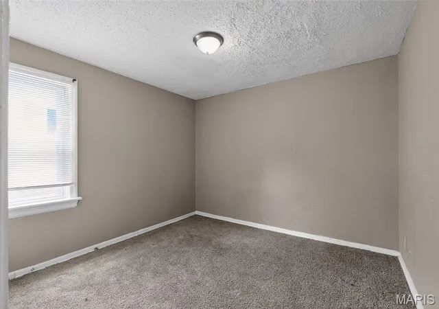 Photo 4 of Single family home for sale at 4115 Begg Blvd, Saint Louis, MO 63121 | MLS# MIS26025148 | Listing updated on 2026-10-26