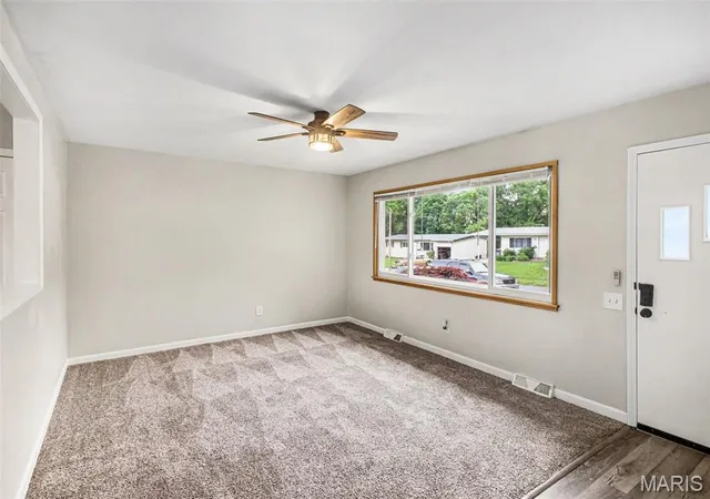 Photo 3 of Single family home for sale at 1265 Mallard Ln, Florissant, MO 63031 | MLS# MIS26025823 | Listing updated on 2026-09-10