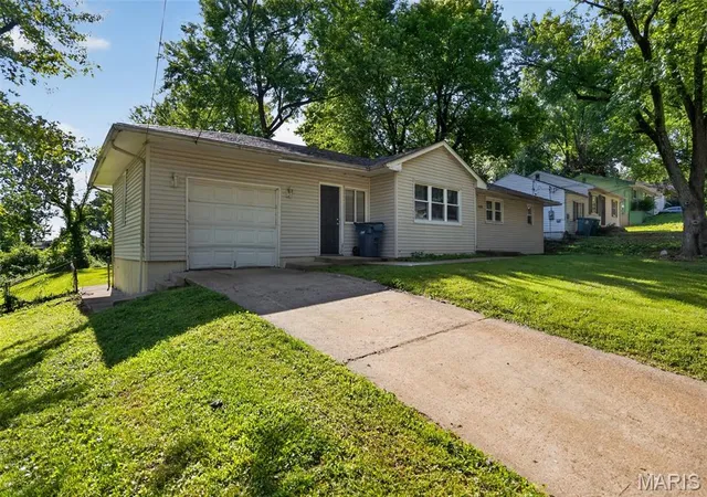 Photo 1 of Single family home for sale at 6148 Dupree Ave, Saint Louis, MO 63135 | MLS# MIS26025957 | Listing updated on 2026-09-23