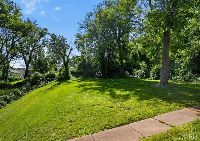 Photo 4 of Single family home for sale at 6148 Dupree Ave, Saint Louis, MO 63135 | MLS# MIS26025957 | Listing updated on 2026-09-23