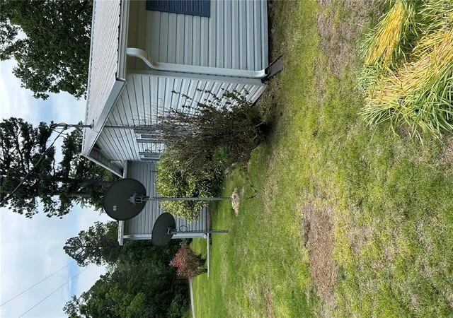 Photo 3 of Sale Pending at 8742 Hwy H, Ellington, MO 63638 | MLS# MIS26025984 | Listing updated on 2026-09-11