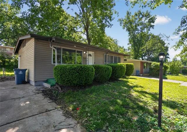 Single family home for sale at 10236 Tanner Dr, St Louis, MO 63136 | MLS# MIS26027391