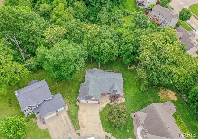 Photo 3 of Single family home for sale at 2452 Calico Ln, Maryville, IL 62062 | MLS# MIS26027434 | Listing updated on 2026-09-13