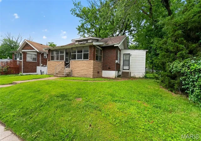 Photo 1 of Single family home for sale at 9450 Baltimore Ave, St Louis, MO 63114 | MLS# MIS26027536 | Listing updated on 2026-09-11
