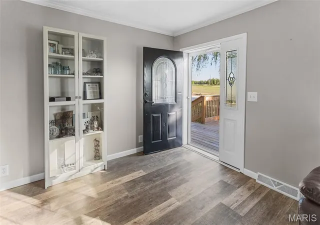 Photo 4 of Single family home for sale at 367 Nw 175 Ave, Carrollton, IL 62016 | MLS# MIS26029046 | Listing updated on 2026-10-02