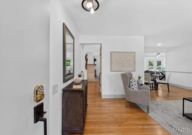 Photo 2 of Single family home for sale at 4851 Sunnyview Dr, St Louis, MO 63128 | MLS# MIS26029458 | Listing updated on 2026-10-04