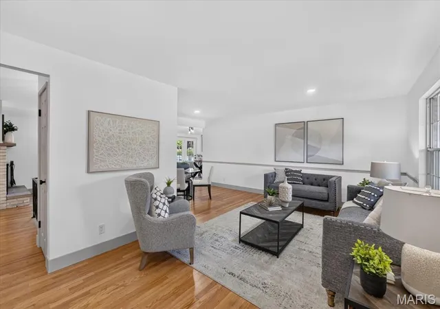 Photo 3 of Single family home for sale at 4851 Sunnyview Dr, St Louis, MO 63128 | MLS# MIS26029458 | Listing updated on 2026-10-04