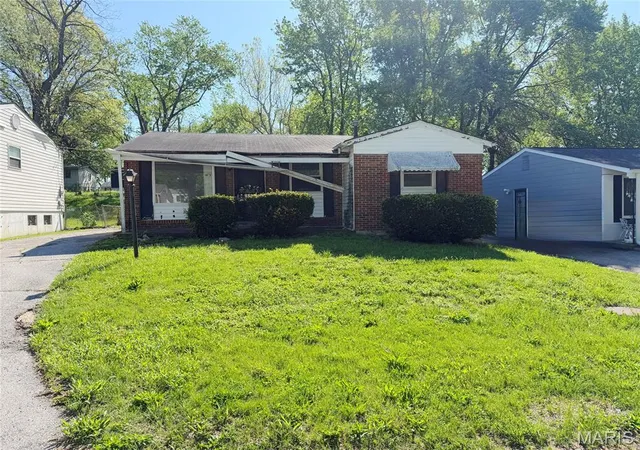 Photo 1 of Single family home for sale at 10078 Prince Dr, Saint Louis, MO 63136 | MLS# MIS26029618 | Listing updated on 2026-10-02
