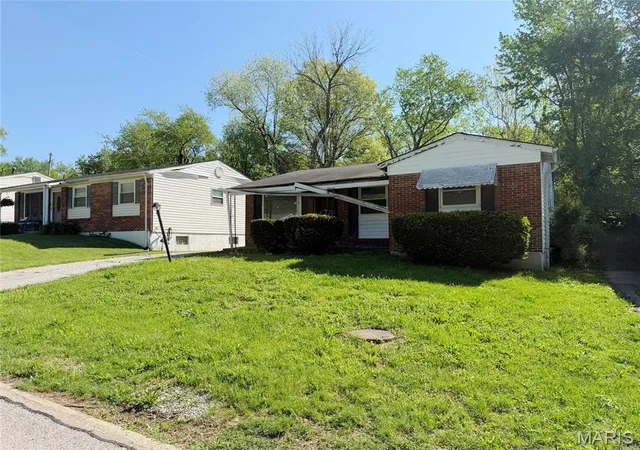 Photo 2 of Single family home for sale at 10078 Prince Dr, Saint Louis, MO 63136 | MLS# MIS26029618 | Listing updated on 2026-10-02