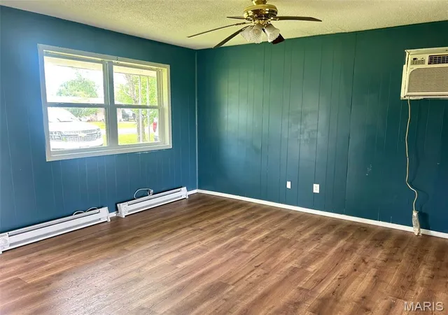 Photo 3 of Single family home for sale at 39335 W Sue Dr, Malden, MO 63863 | MLS# MIS26029759 | Listing updated on 2026-09-14