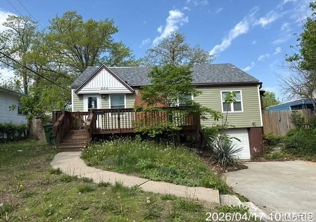 Photo 1 of Sale Pending at 205 Woodland Dr, Rolla, MO 65401 | MLS# MIS26030223 | Listing updated on 2026-09-11