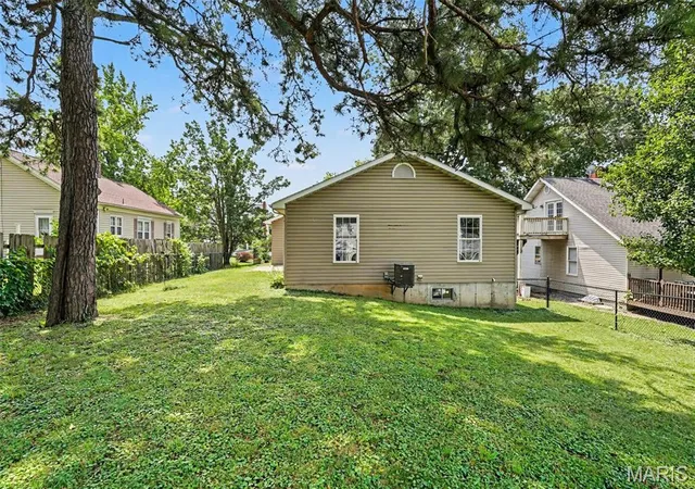 Photo 17 of Sale Pending at 617 N 6Th St, Festus, MO 63028 | MLS# MIS26030389 | Listing updated on 2026-10-09