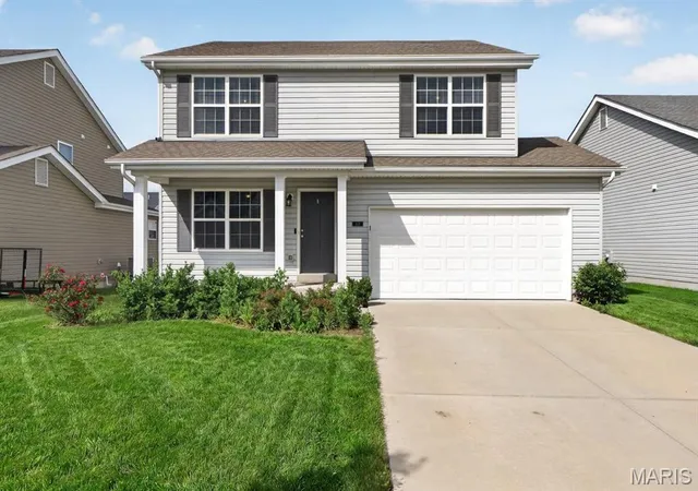 Single family home for sale at 618 Palisades Dr, Saint Charles, MO 63301 | MLS# MIS26032308