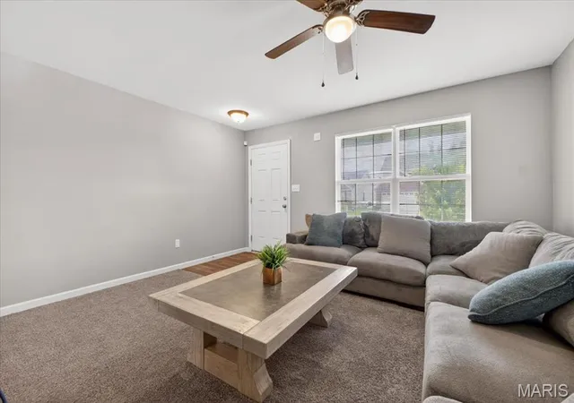 Photo 3 of Single family home for sale at 618 Palisades Dr, Saint Charles, MO 63301 | MLS# MIS26032308 | Listing updated on 2026-09-24