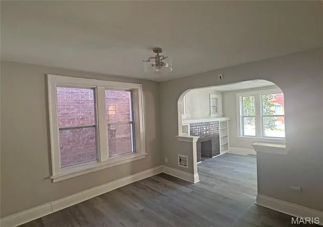 Photo 3 of Single family home for sale at 3716 Minnesota Ave, Saint Louis, MO 63118 | MLS# MIS26032706 | Listing updated on 2026-10-14